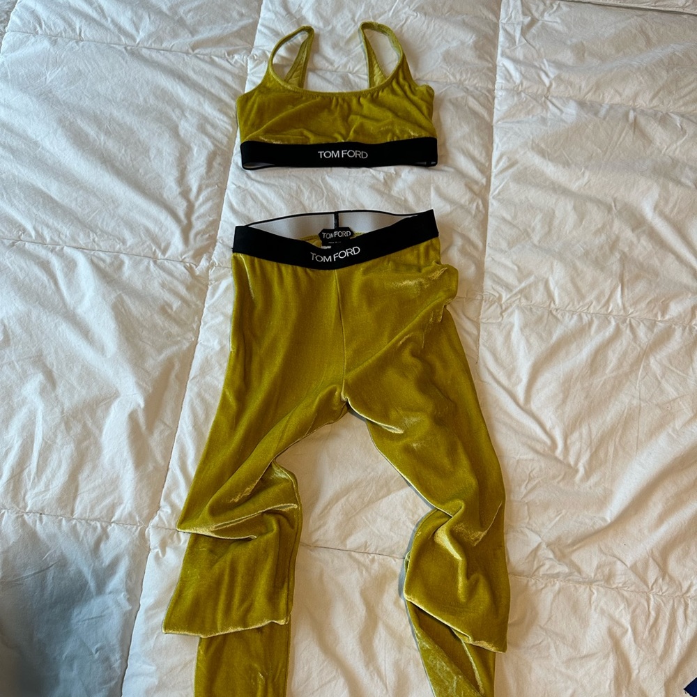 Tom Ford logo-waist stretch leggings and top